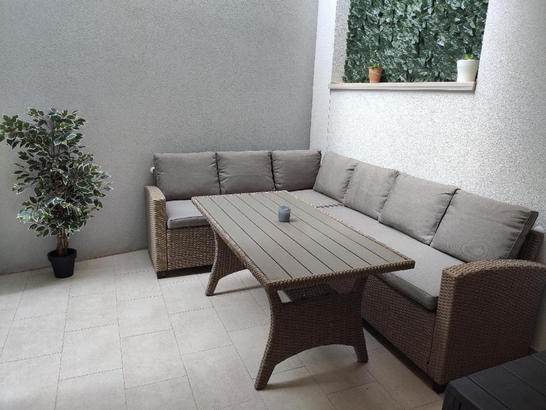 Apartment Tino Брела Екстериор снимка