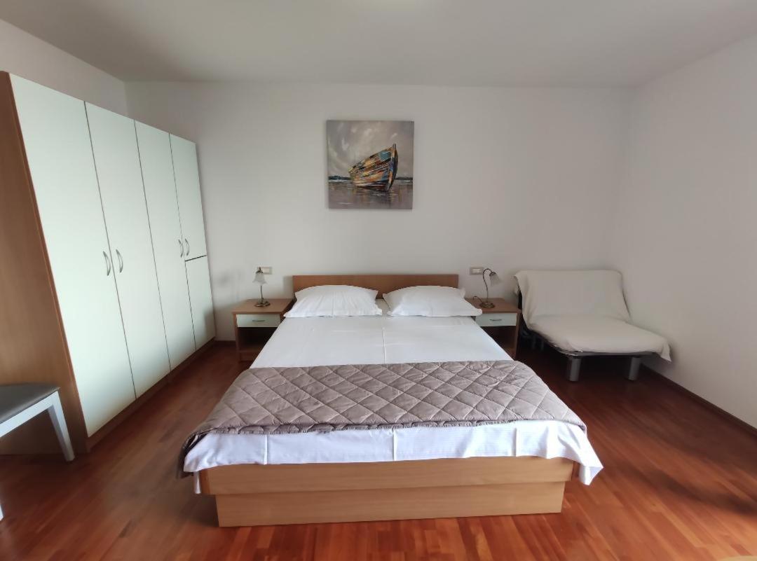 Apartment Tino Брела Екстериор снимка