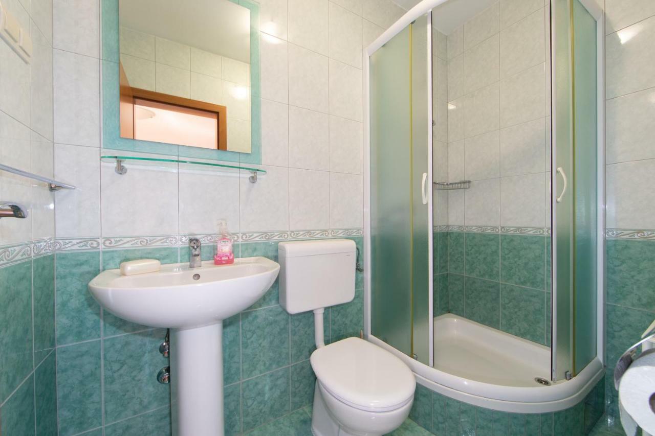 Apartment Tino Брела Екстериор снимка